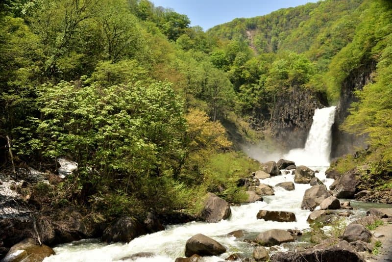 Naena Falls