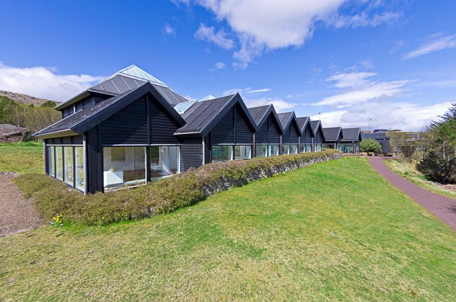 Exterior shot of the National Art Gallery