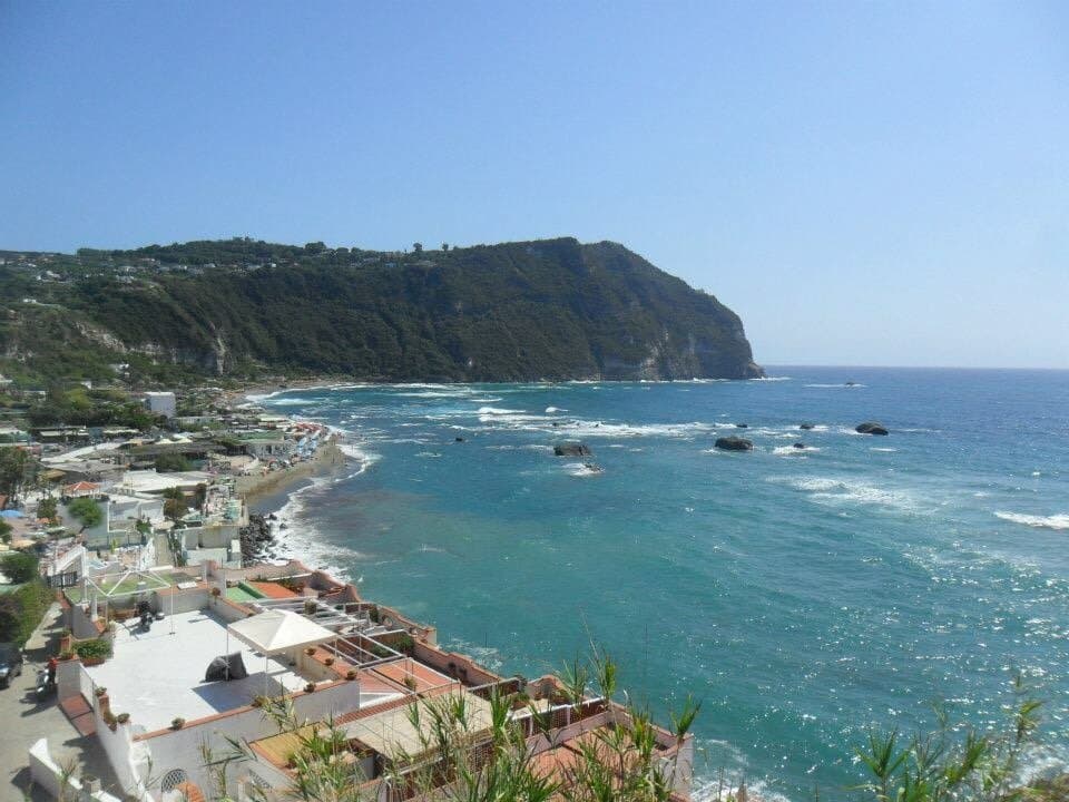 Cava dell'Isola Beach