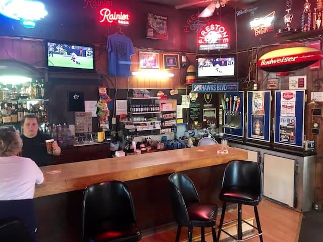 bar