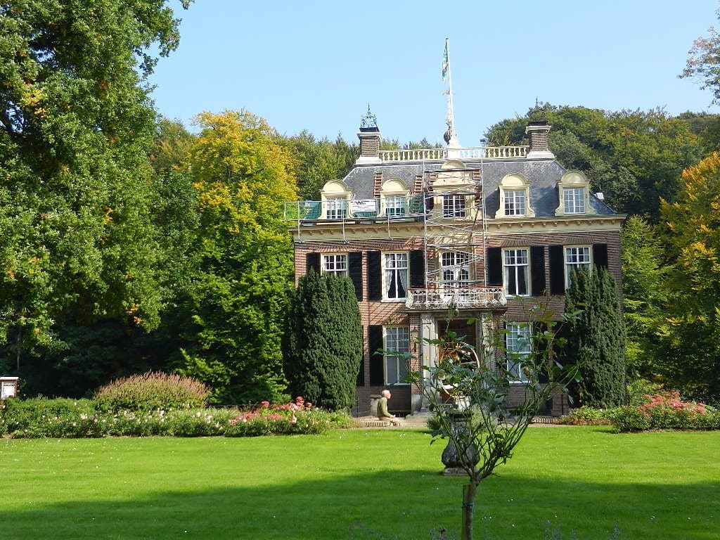 Zicht op de voorgevel