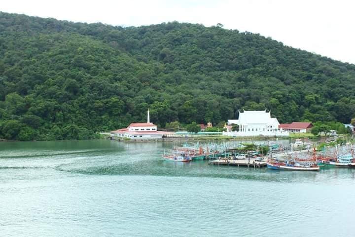 Laem Sing Bridge