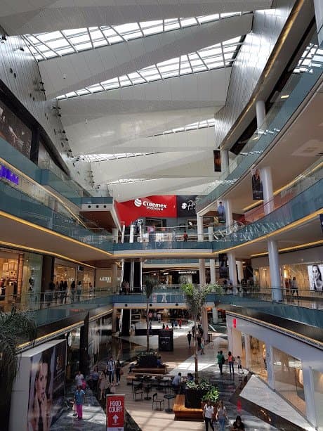A view of the mall.