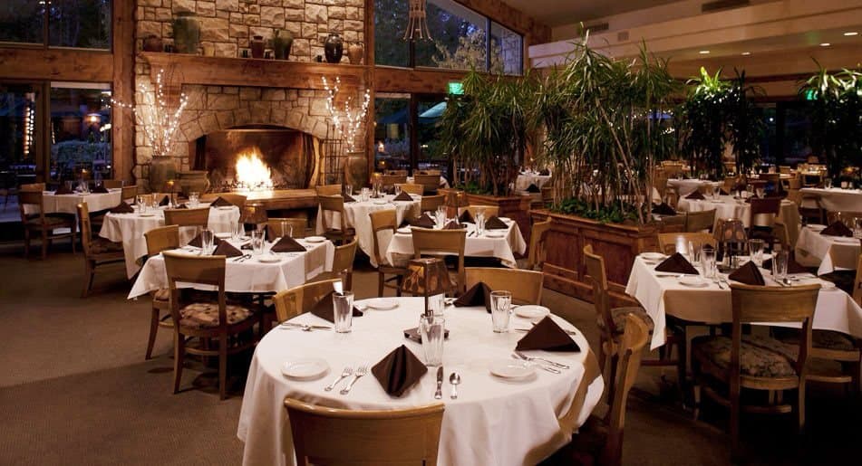 Warm lodge like dining room