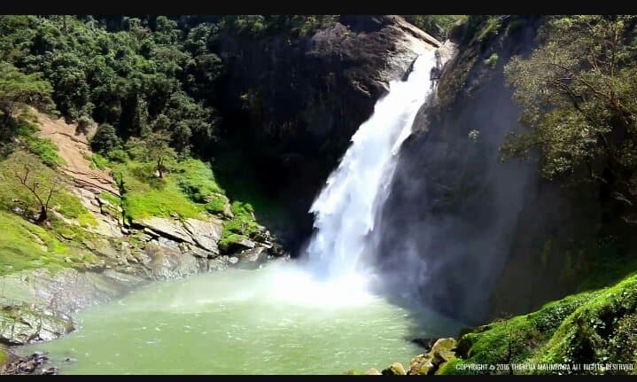 Dunhinda Falls Sri Lanka