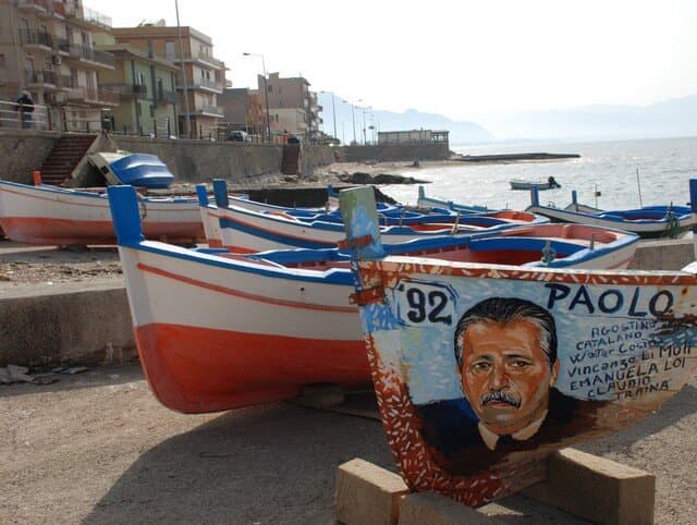 la prua della legalità opera del maestro Gaetano Porcasi