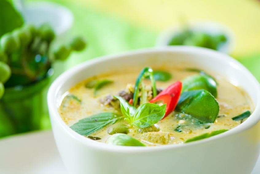 A popular green curry can't go no wrong.