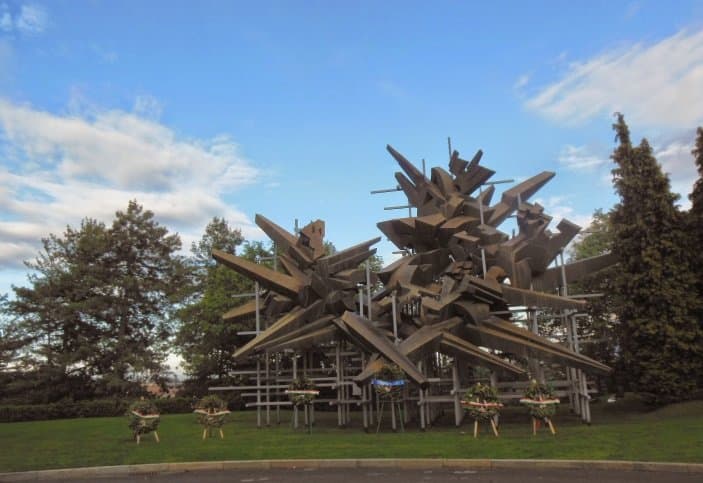 Un interessante esempio di monumento pubblico moderno