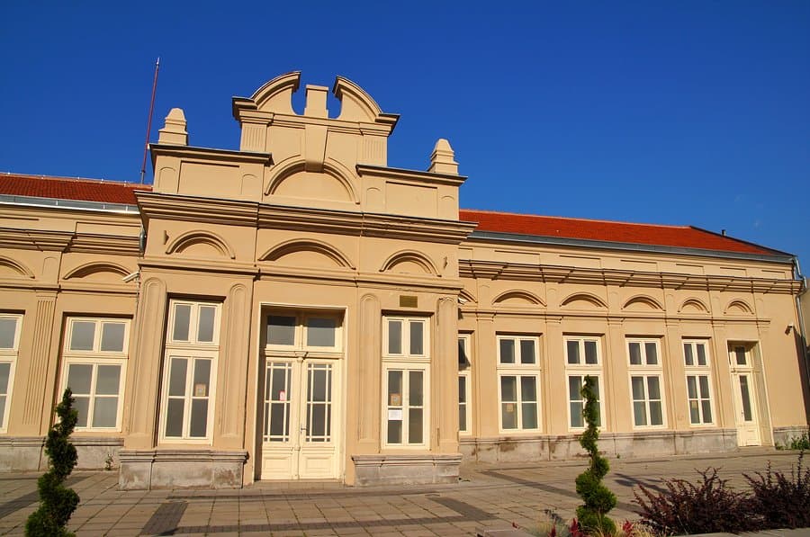 Officers' Club Oficirski dom