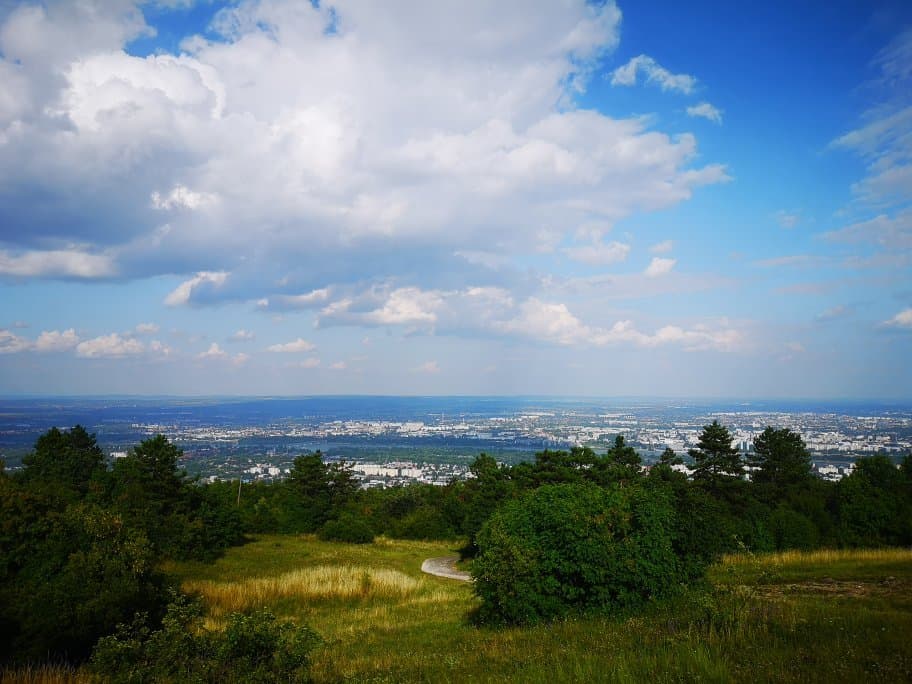 Hármashatár-hegy