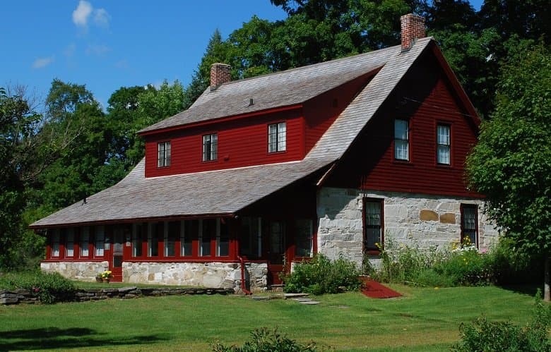 Frost Stone House viewed from SW, summer