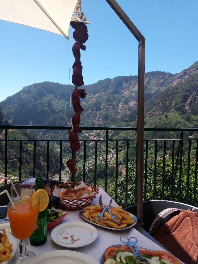 Restaurante y bar La Perla