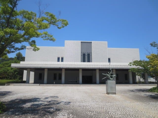 建物正面