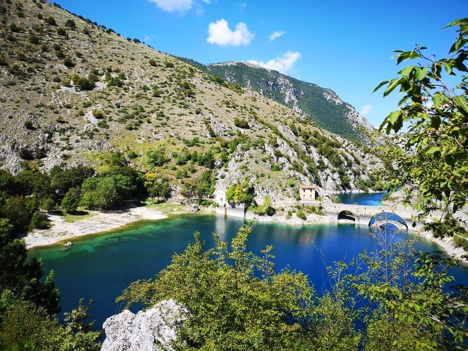 Villalago and Lake San Domenico
