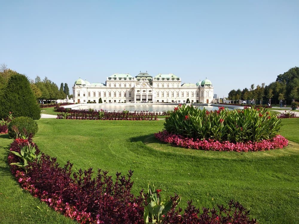 Explore the Belvedere Palace Gardens