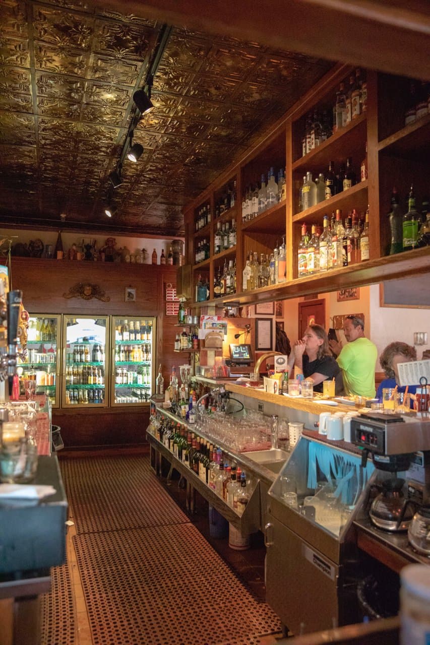 F Street Station Bar_Anchorage