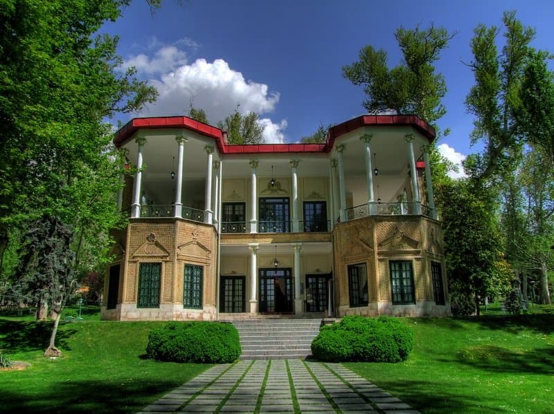 TEHRAN,NIAVARAN PALACE The complex traces its origin to a garden in the region of Niavaran, which was used as a summer residence by Fath-Ali Shah (1772–1834) of the Qajar Dynasty. A pavilion was built in the garden by the order of Naser ed Din Shah (1831–1896) of the same dynasty, which was initially referred to as Niavaran, and was later renamed Saheb Qaranie.During the reign of the Pahlavi Dynasty, a new palace named Niavaran was built for the imperial family of Mohammad Reza Shah (1919–1980)