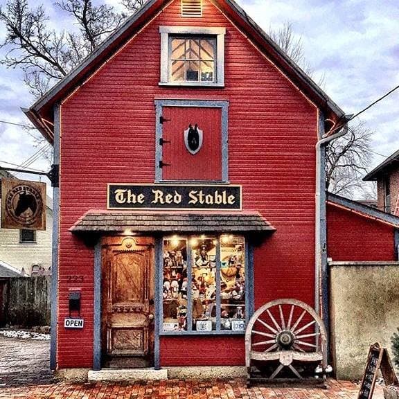 The Red Stable. Featuring OHIO-made souvenirs & gifts from over 100 local artists & vendors from German Village, Columbus and Ohio. 