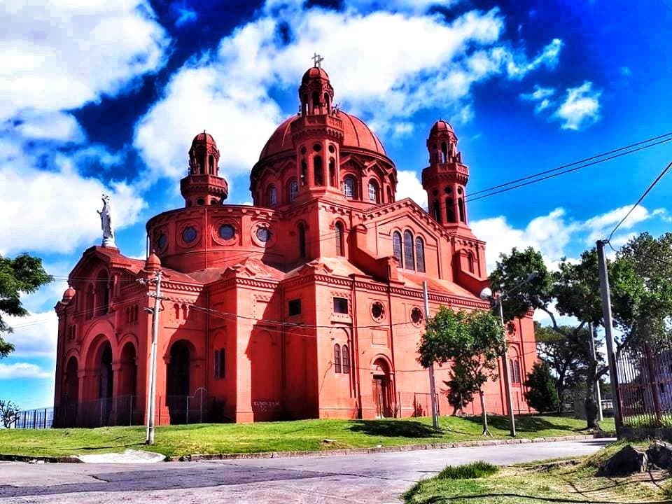 Iglesia del Sagrado Corazón de Jesús, barrio el Cerrito, Montevideo (Uruguay)