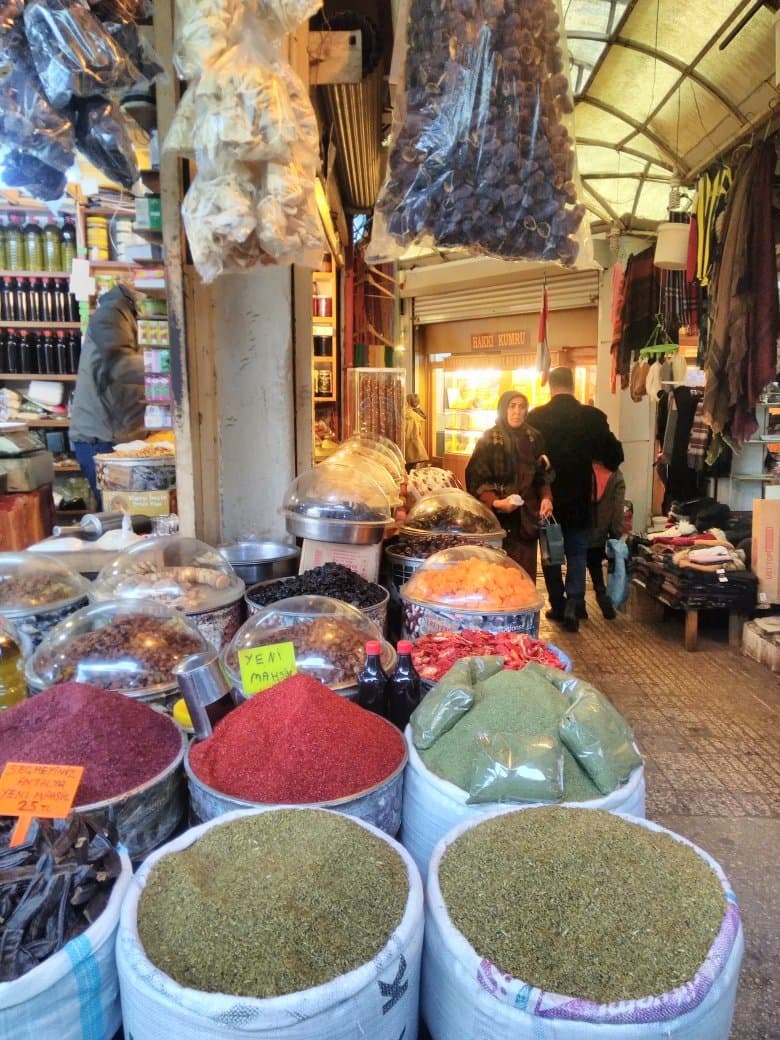 Uzun Çarşı (Long Bazaar)