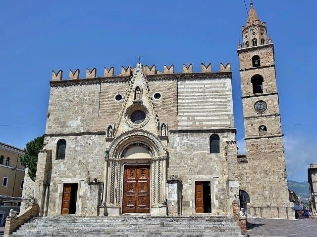 La facciata