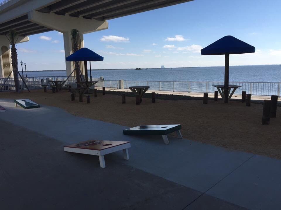 Pier 220 Seafood and Grill