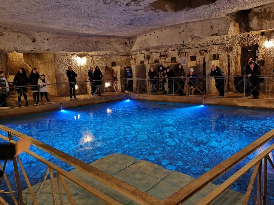 Experience the Galleria Borbonica