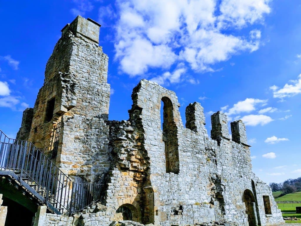 Remains of Abbey 01