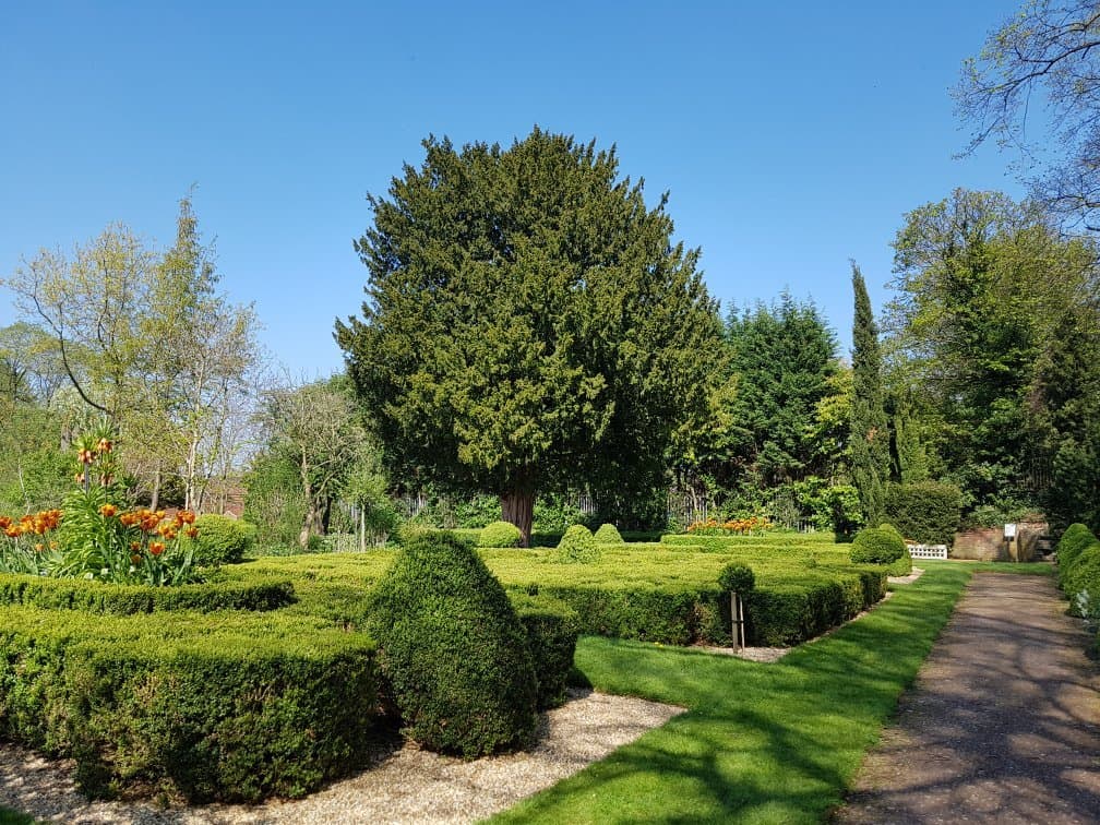 Castle Bromwich Hall Gardens, April 2019