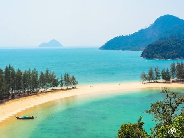 Koh Kam Tok