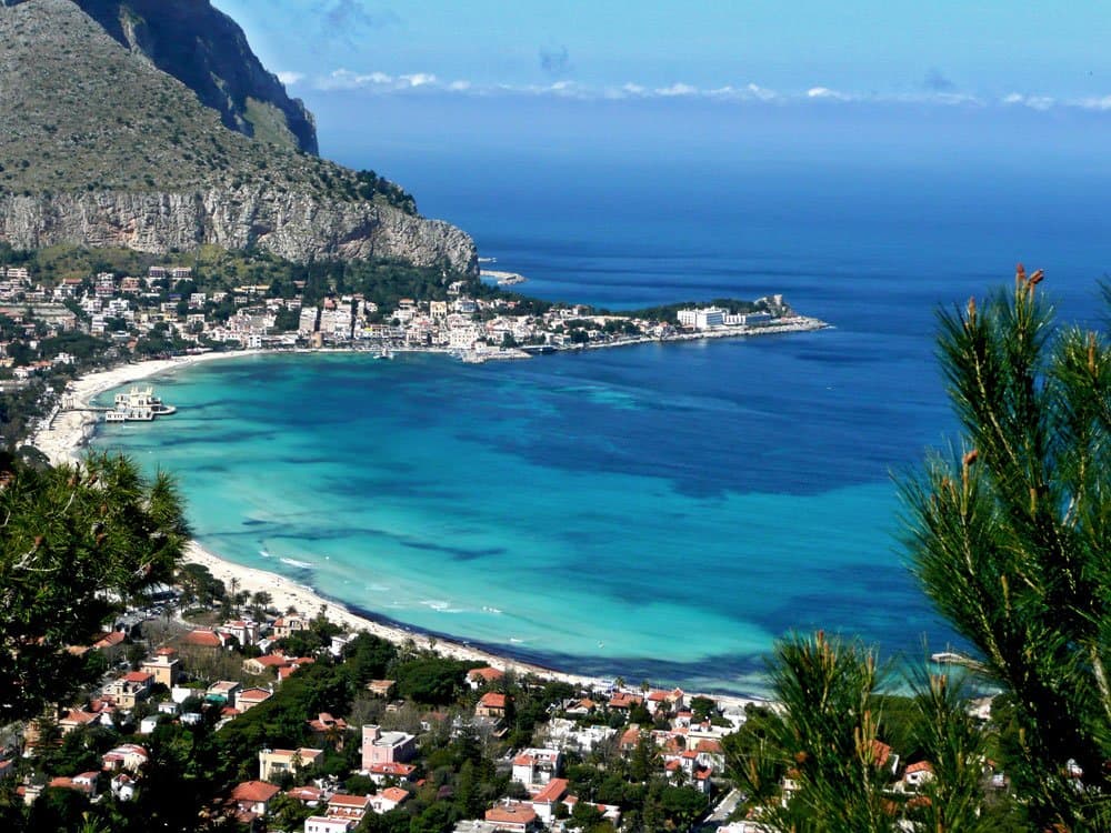 Mondello vista da Monte Pellegrino