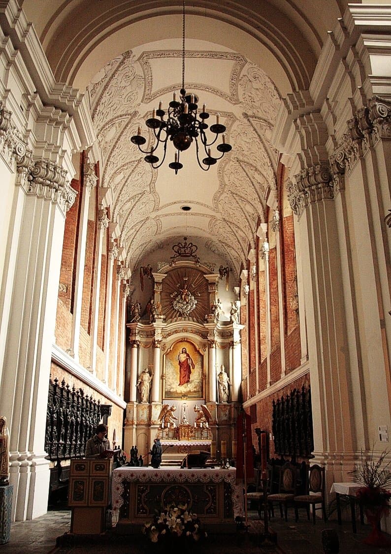  Church of the Sacred Heart of Jesus and Our Lady of Consolation