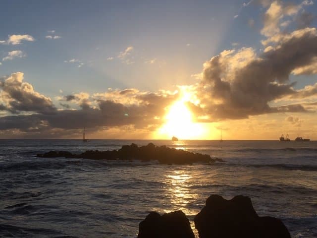 Puesta de sol en la costanera
