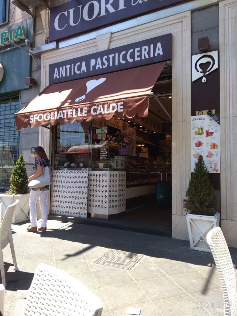 Antico Forno delle Sfogliatelle Calde Fratelli Attanasio