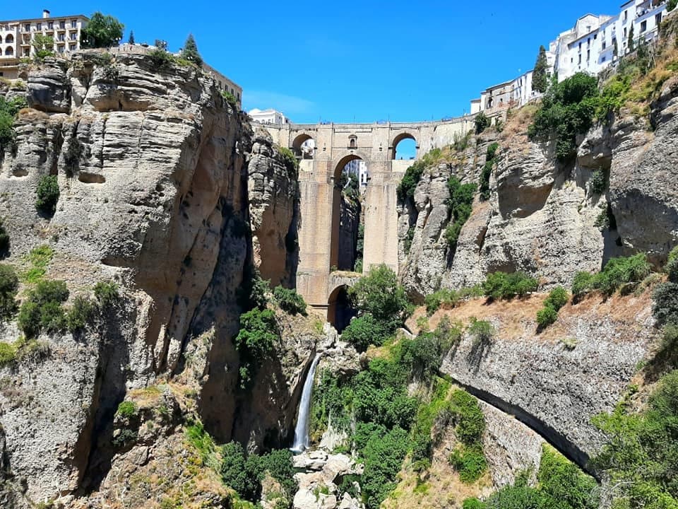 A vista da Ponte através do Miradouro