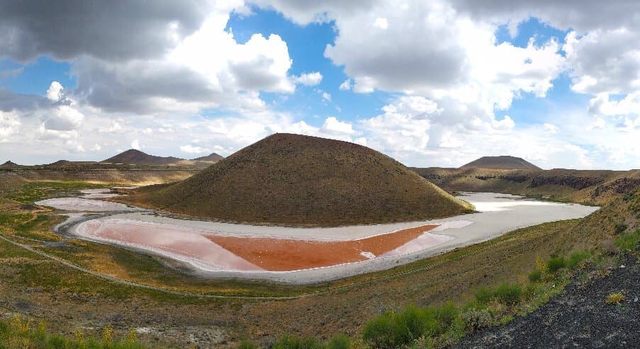 Meke Krater Gölü