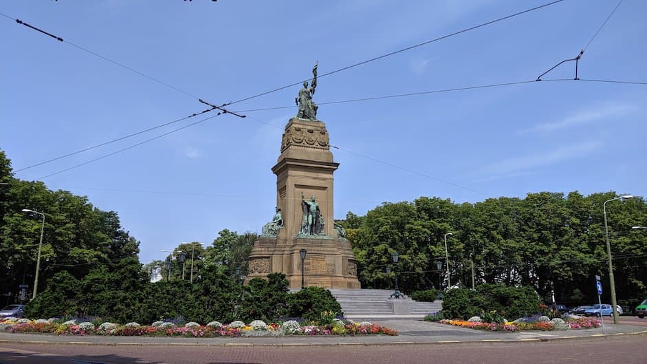 Monument Plein 1813