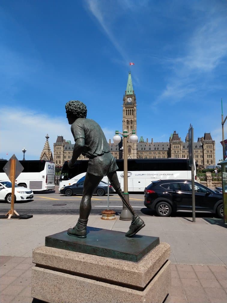 Terry Fox Statue