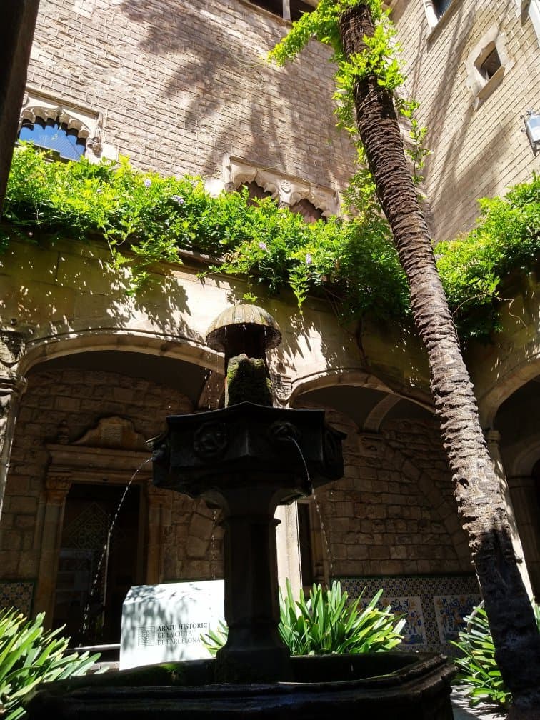 Casa de l'Ardiaca Barcelona