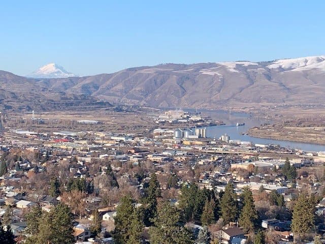 The view of The Dalles and Mt. Adams from Sorosis Park