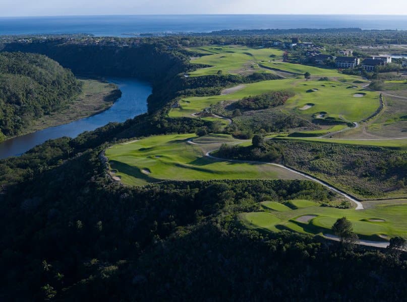 Dye Fore course
