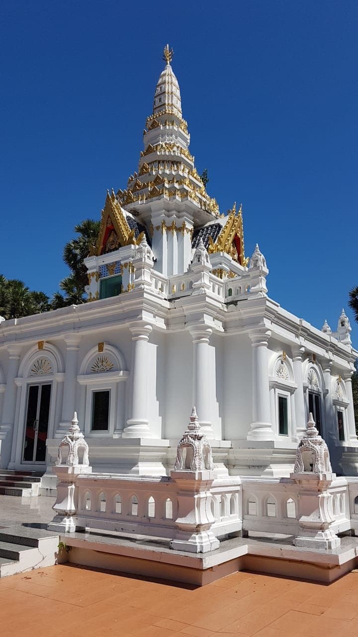 Wat Nai Harn