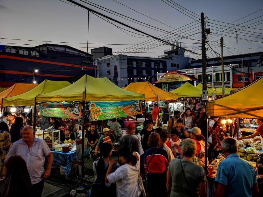 Laem Pho Viewpoint and Seafood Market