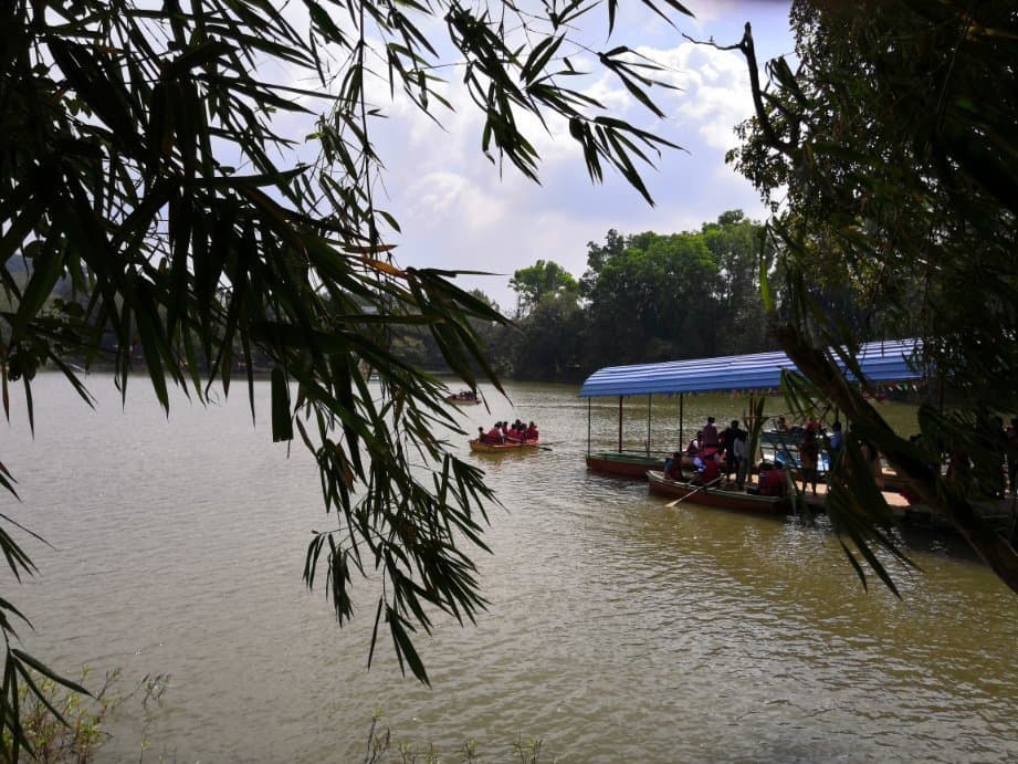 Punganoor Lake Park Yelagiri