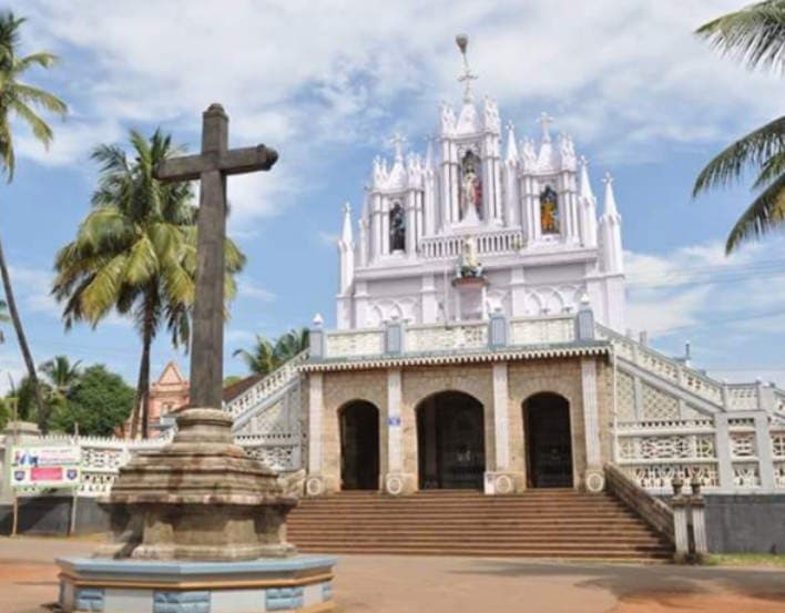 Facade of St.Antony's Forane church, Ollur