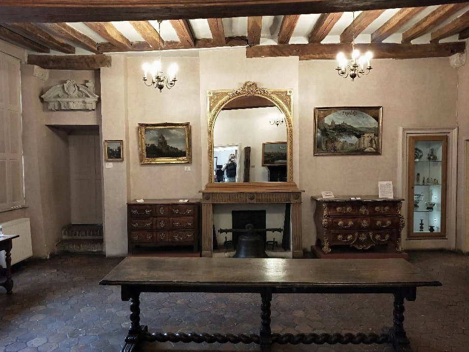 Musée de Provins et du Provinois Maison Romane