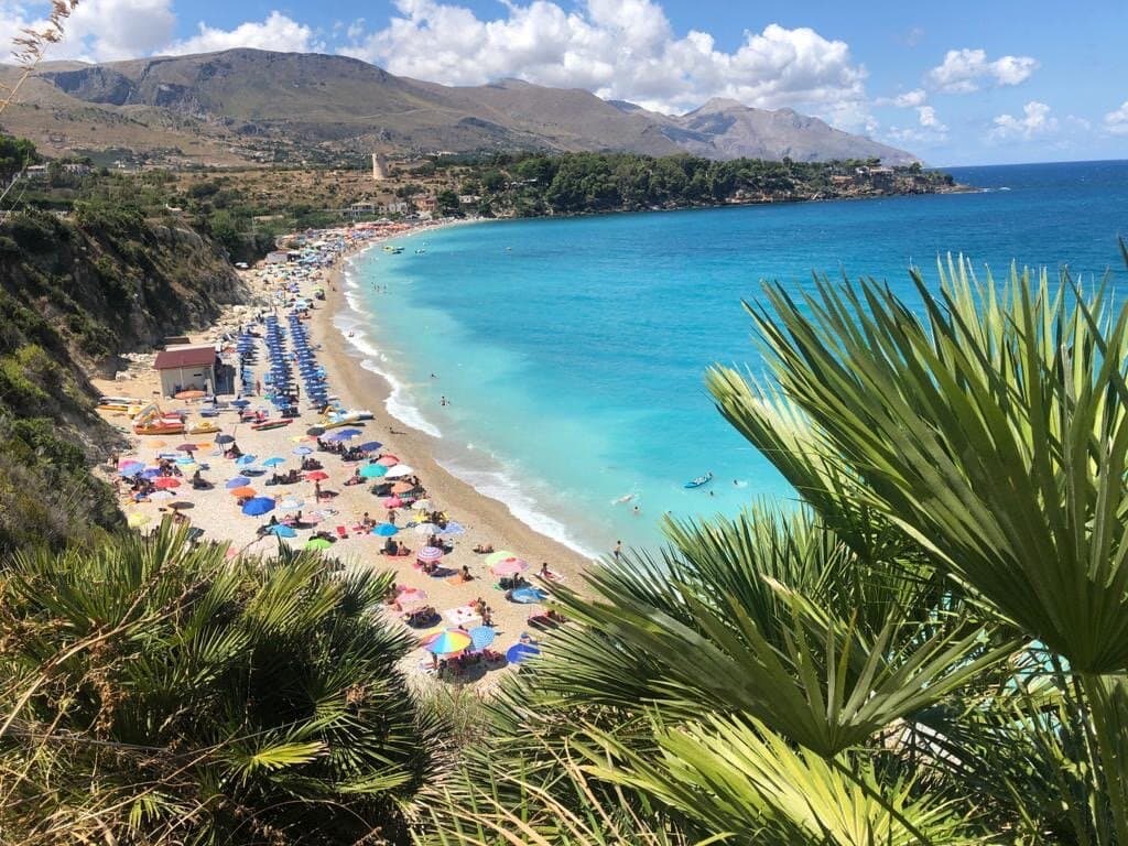 Guidaloca Beach