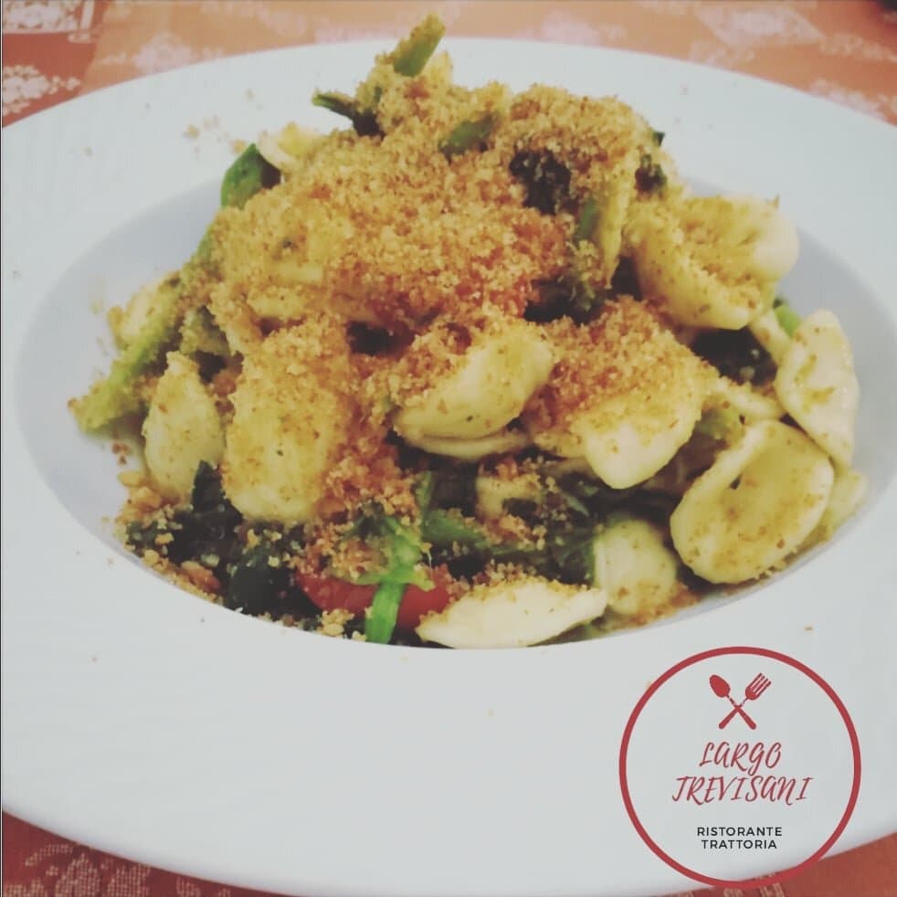 Tipiche orecchiette con cime di rape!