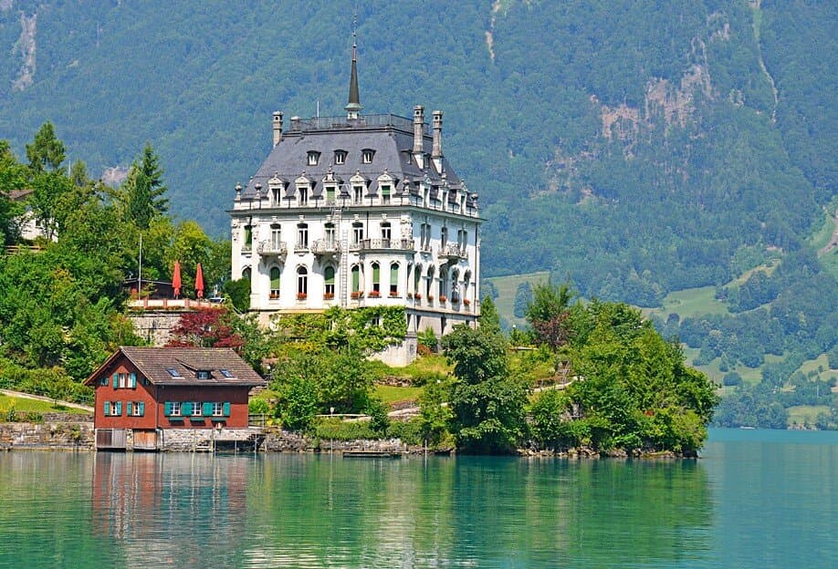 Schloss Seeburg à Iseltwald