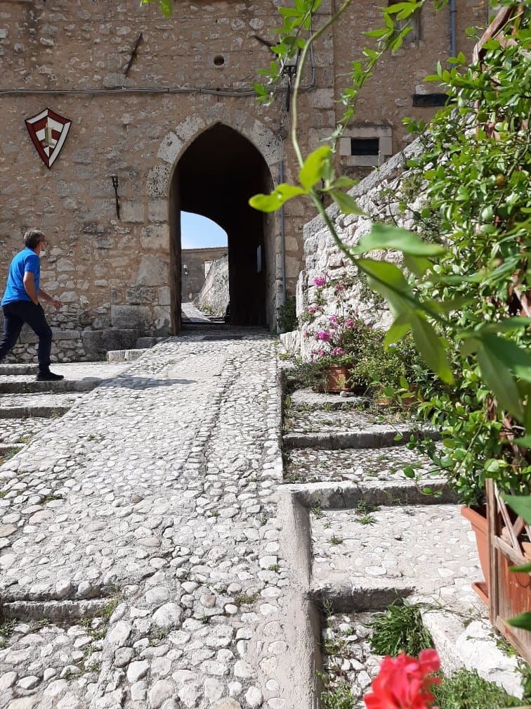 Porta San Francesco Fratta Gate